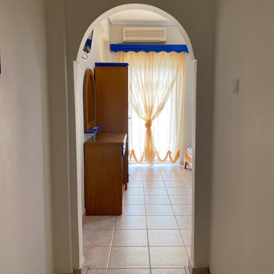 Dafnis Apartment